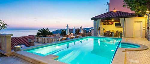 Chorvatsko luxusní vila s bazénem Podgora