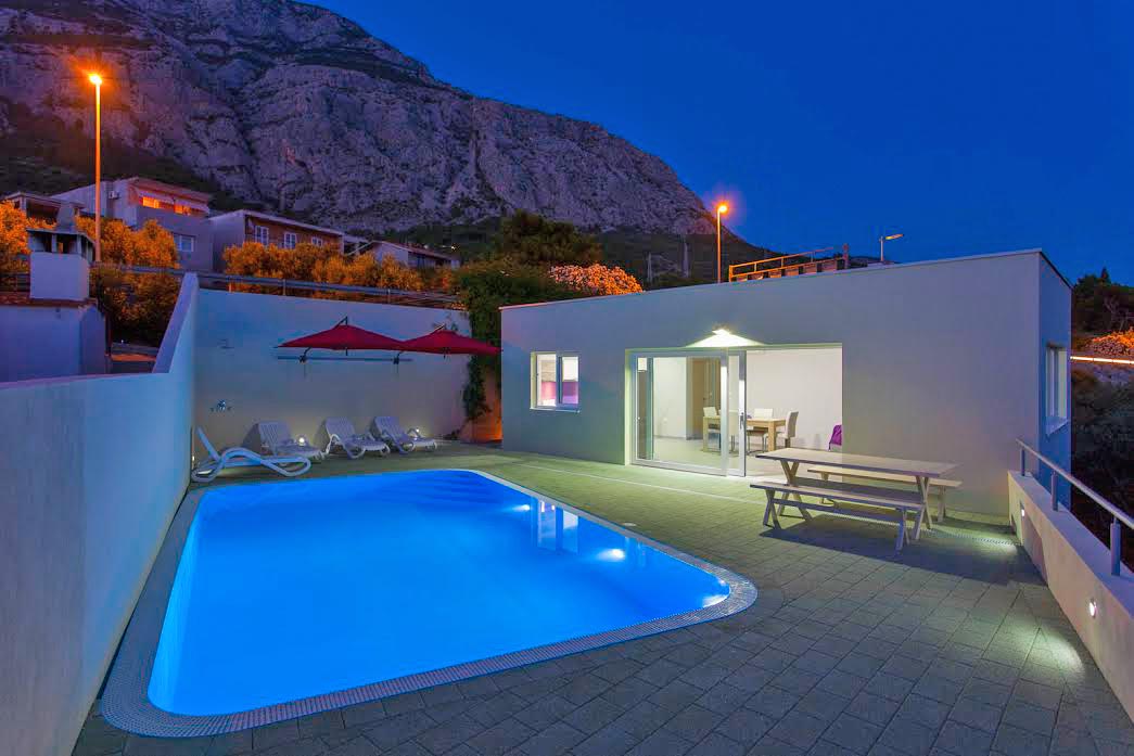 Luxus-Ferienhaus Kroatien mit Pool - Makarska - Villa Robert / 01