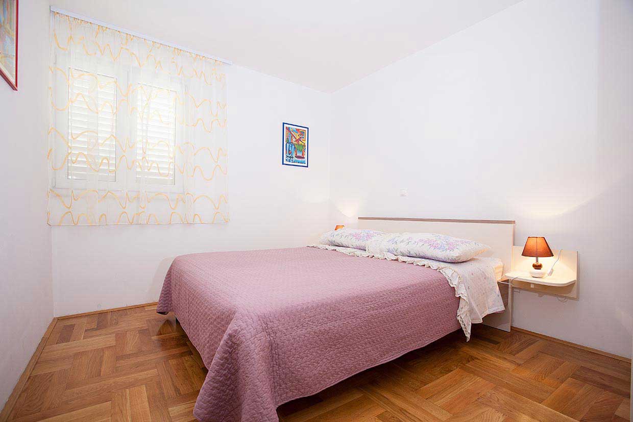 Makarska Apartment near the beach │ Apartment RAOS A6